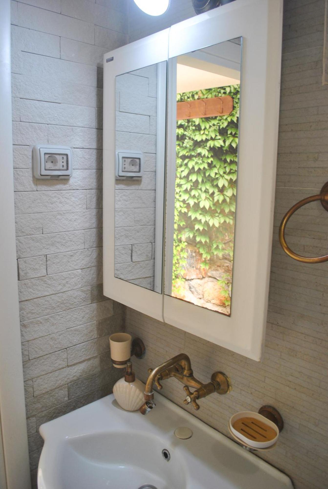 Apartment Mediterraneo Seagull Пераст Екстер'єр фото