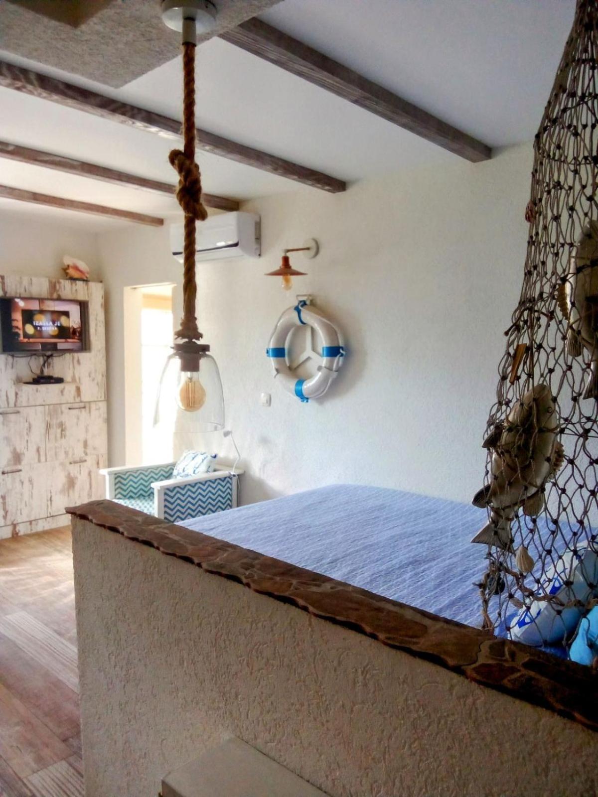 Apartment Mediterraneo Seagull Пераст Екстер'єр фото